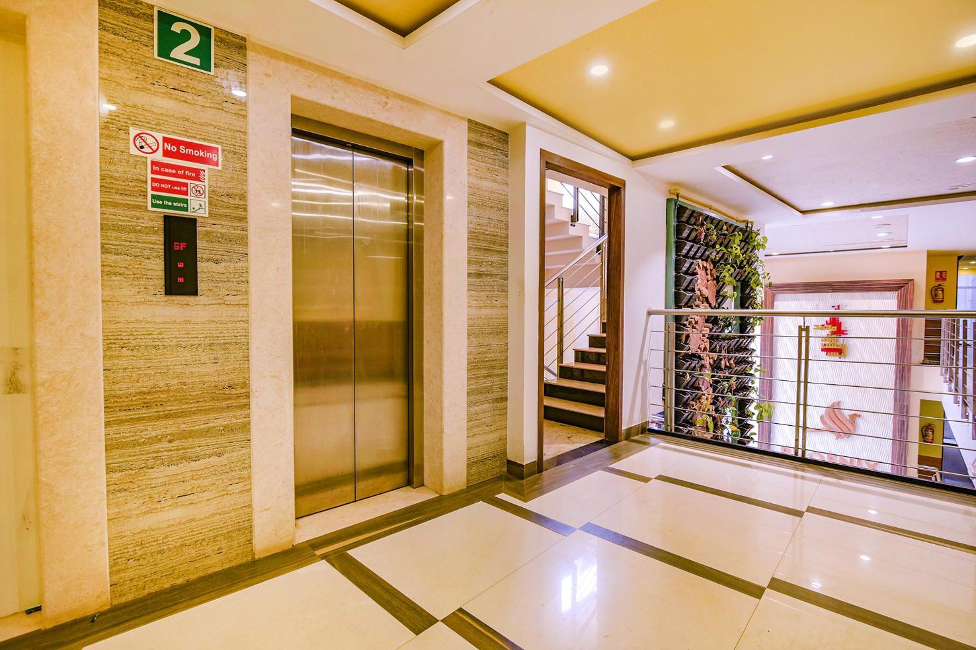 Fabhotel Phoenix Resorts - Nr M Chinnaswamy Stadium บังกาลอร์ ภายนอก รูปภาพ