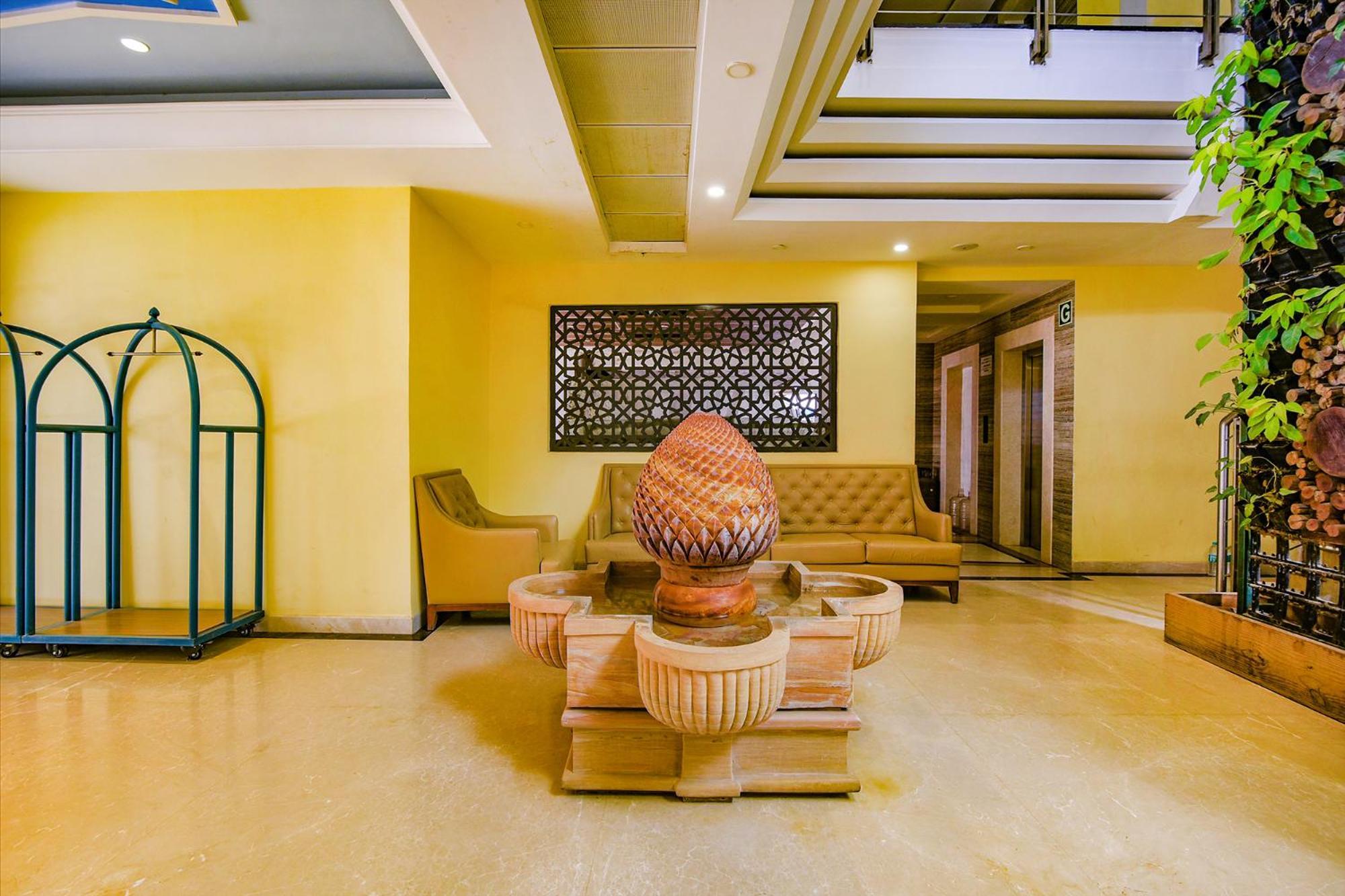 Fabhotel Phoenix Resorts - Nr M Chinnaswamy Stadium บังกาลอร์ ภายนอก รูปภาพ