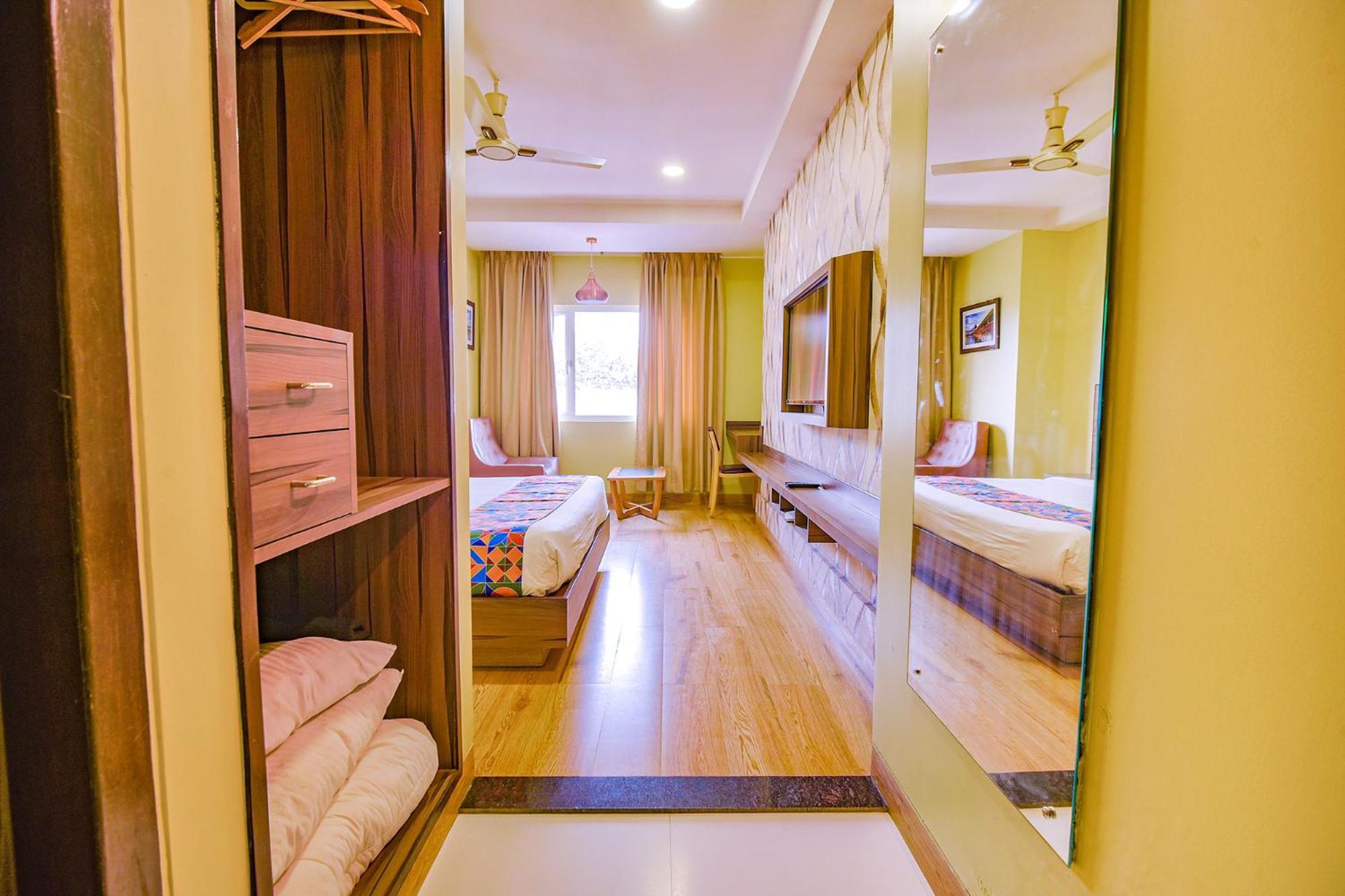 Fabhotel Phoenix Resorts - Nr M Chinnaswamy Stadium บังกาลอร์ ภายนอก รูปภาพ