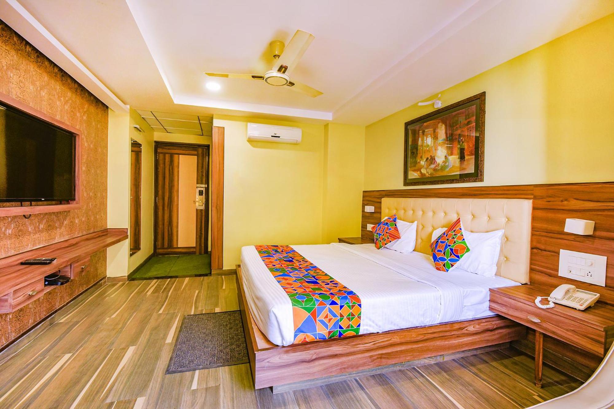 Fabhotel Phoenix Resorts - Nr M Chinnaswamy Stadium บังกาลอร์ ภายนอก รูปภาพ
