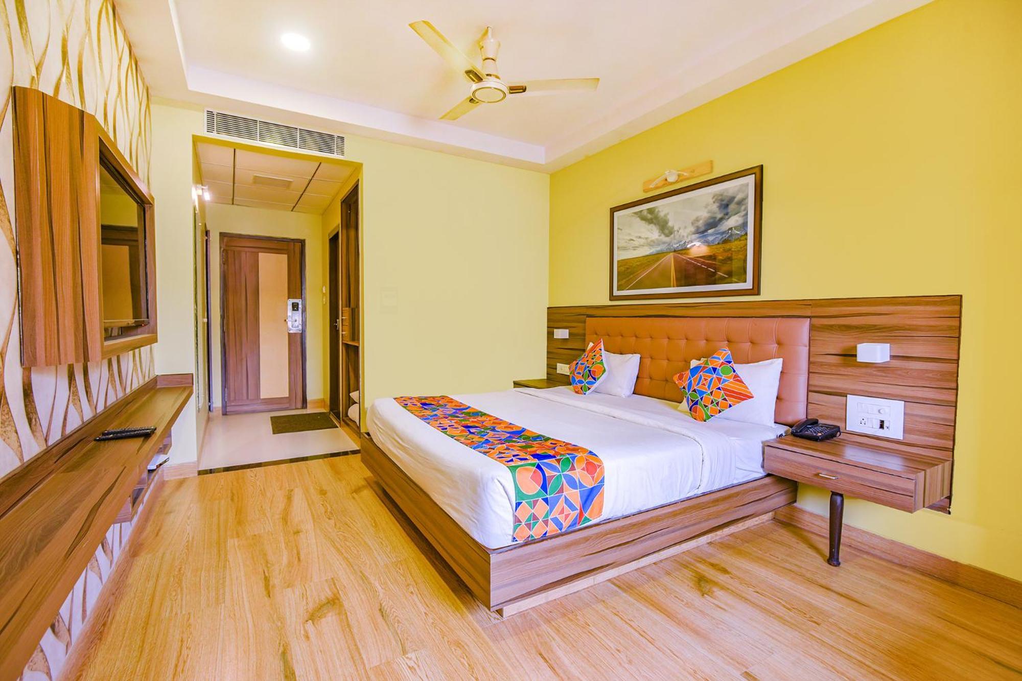 Fabhotel Phoenix Resorts - Nr M Chinnaswamy Stadium บังกาลอร์ ภายนอก รูปภาพ