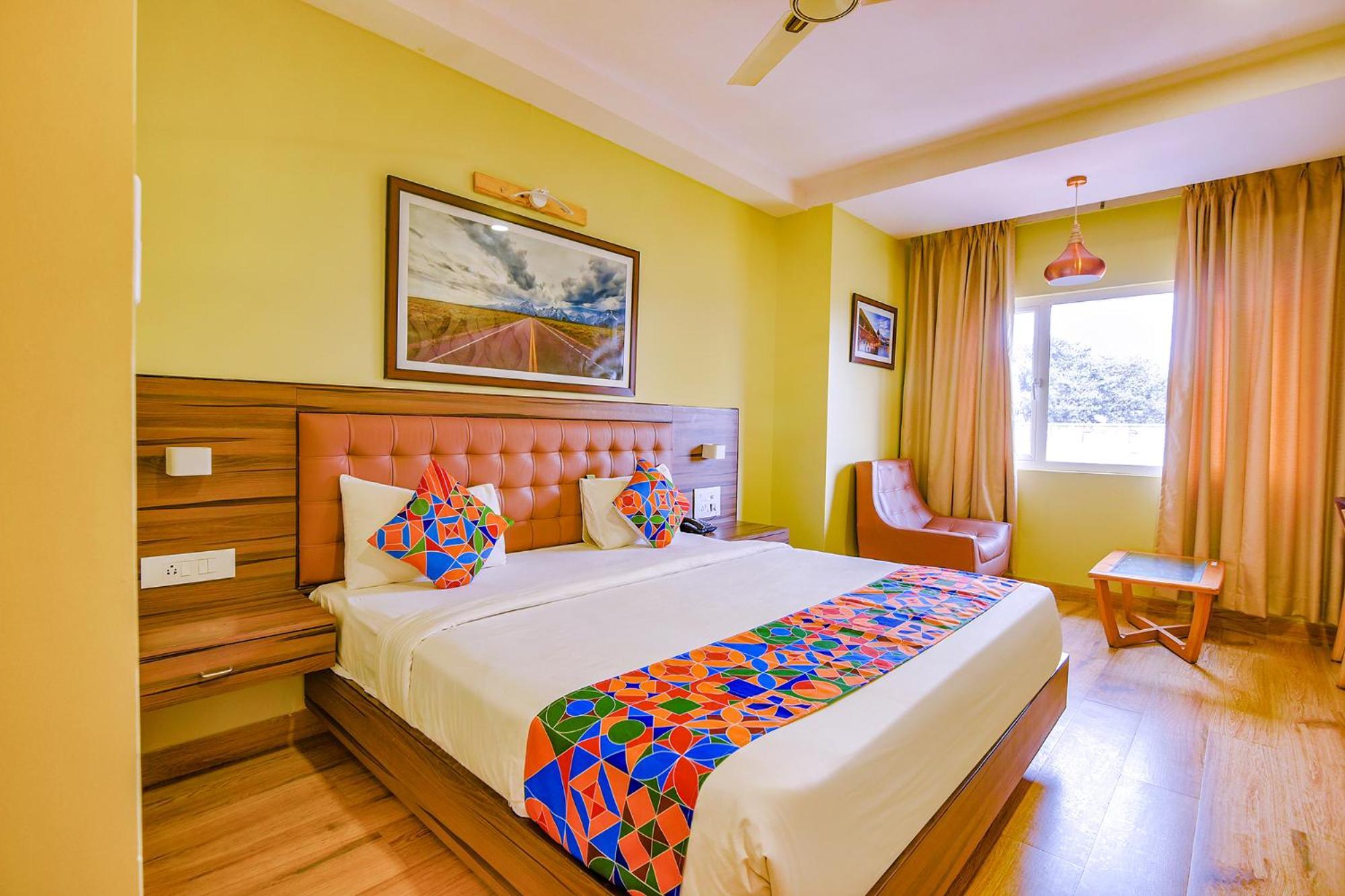 Fabhotel Phoenix Resorts - Nr M Chinnaswamy Stadium บังกาลอร์ ภายนอก รูปภาพ