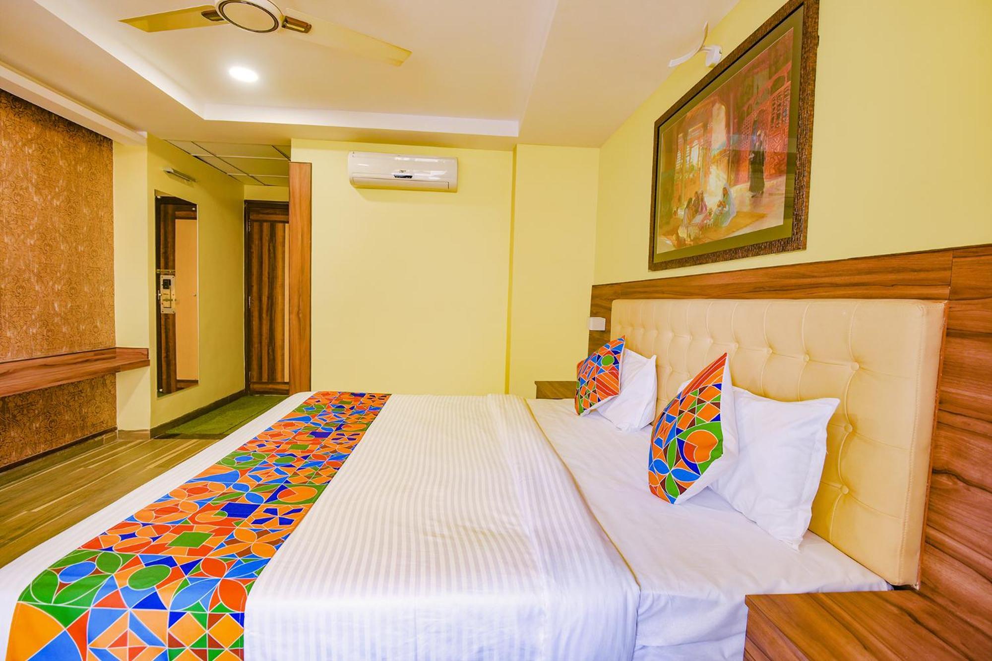 Fabhotel Phoenix Resorts - Nr M Chinnaswamy Stadium บังกาลอร์ ภายนอก รูปภาพ